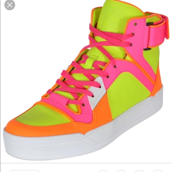 Women’s Gucci neon sneakers size 7 - Picture 1 of 7